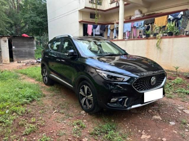 https://images10.gaadi.com/usedcar_image/4112146/original/processed_f6e253c4-f50c-432d-9230-20dfaa1c60a2.jpeg?imwidth=6400