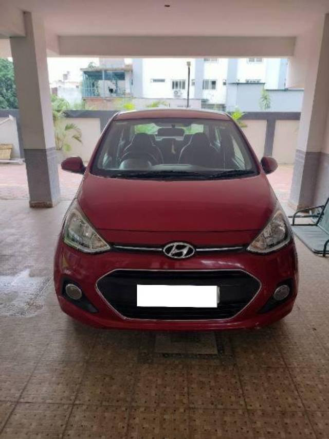 https://images10.gaadi.com/usedcar_image/4112182/original/processed_a5fa76fd-cdf8-46a4-87a9-4f25e84cd93f.jpg?imwidth=6402