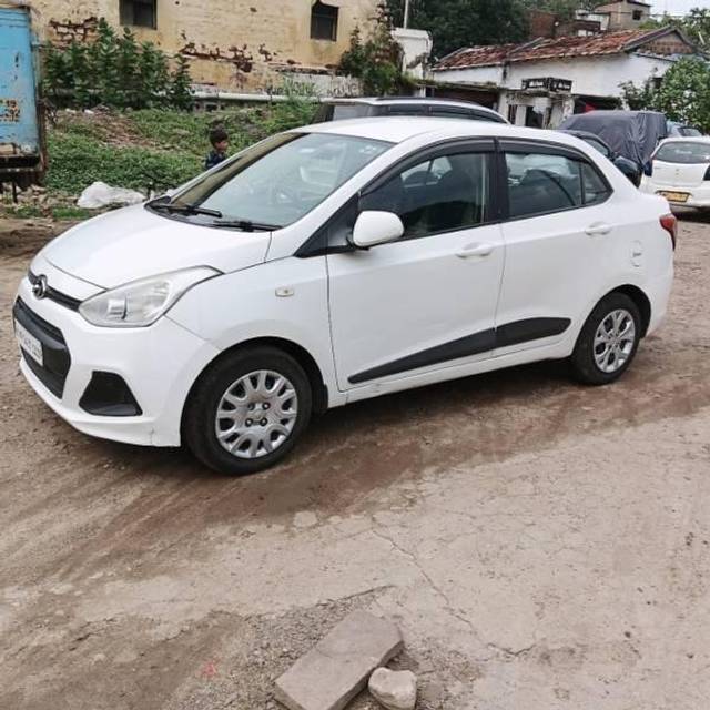 https://images10.gaadi.com/usedcar_image/4112281/original/processed_c9bcd9f1-b87c-4a5c-a570-823e67681496.jpg?imwidth=6400