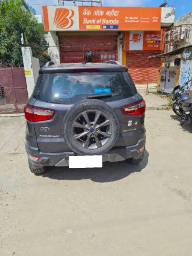 https://images10.gaadi.com/usedcar_image/4112301/original/processed_712d53db-0ba5-4455-b2b0-814248055193.jpg?imwidth=6401