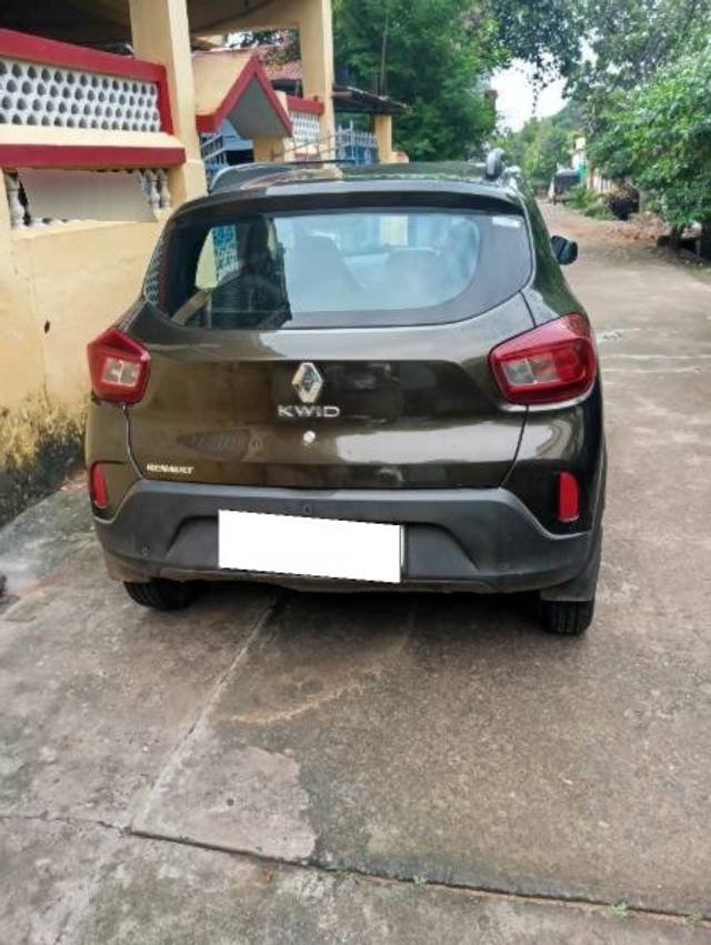 https://images10.gaadi.com/usedcar_image/4112318/original/processed_3b4145a5-0729-4444-b03f-7e4fe94be111.jpg?imwidth=6401