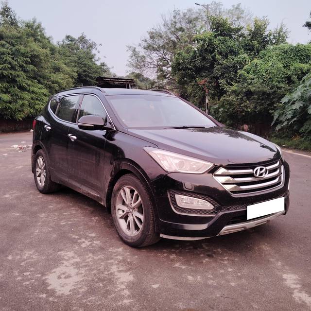 https://images10.gaadi.com/usedcar_image/4112366/original/processed_56312d8b1d0ca8256978749f00d5cb7c.jpg?imwidth=6401