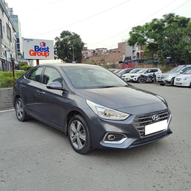 https://images10.gaadi.com/usedcar_image/4112373/original/processed_a0515c87a82ead6f7d33e001b704757f.jpg?imwidth=6401