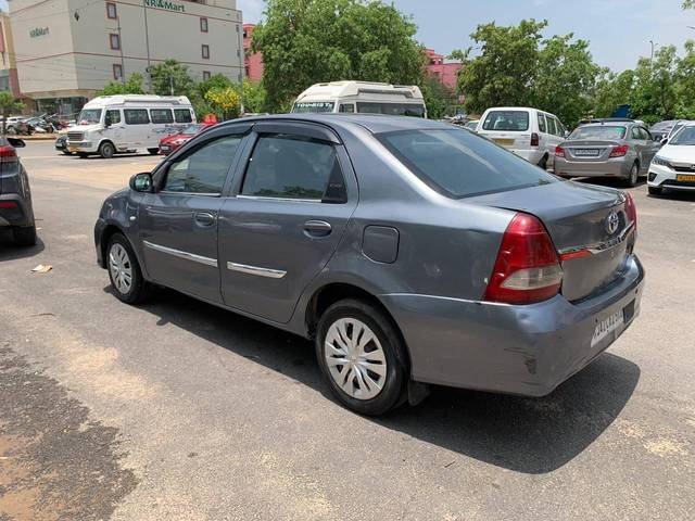 https://images10.gaadi.com/usedcar_image/4112589/original/processed_c9528eea7325dbbfe642043be7ac0394.jpg?imwidth=6402