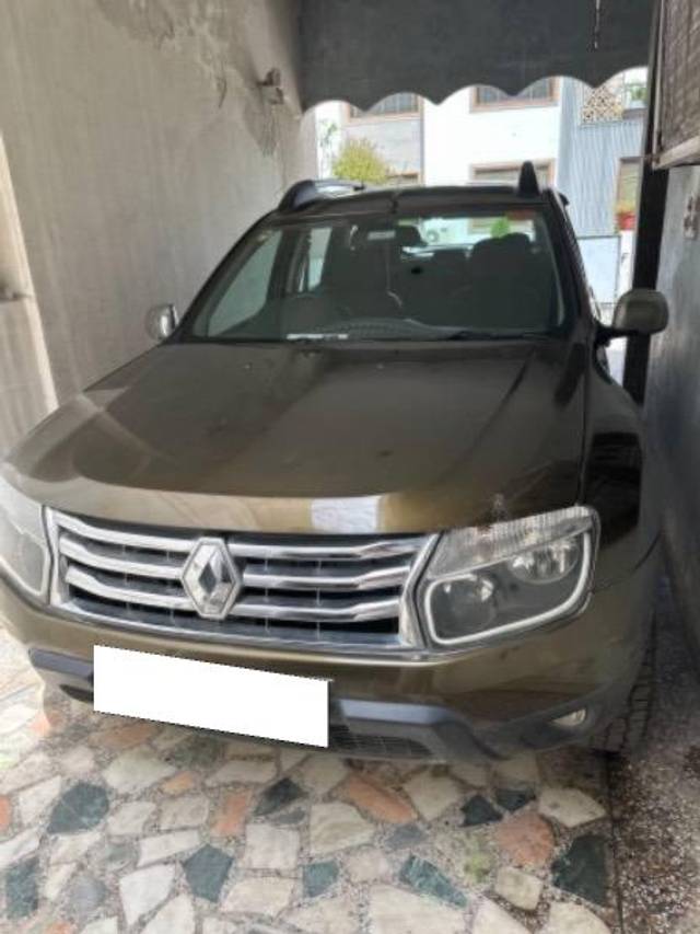 https://images10.gaadi.com/usedcar_image/4112613/original/processed_a4334939-2e43-4dd8-ab5b-1bb2b29f5d4a.jpg?imwidth=6400