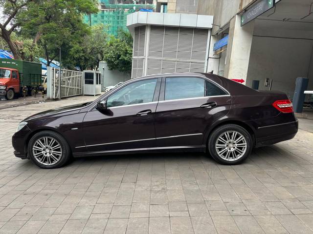 https://images10.gaadi.com/usedcar_image/4112780/original/1efff7d3cb25b964e96f6c7d45d2cc4d.jpg?imwidth=6402