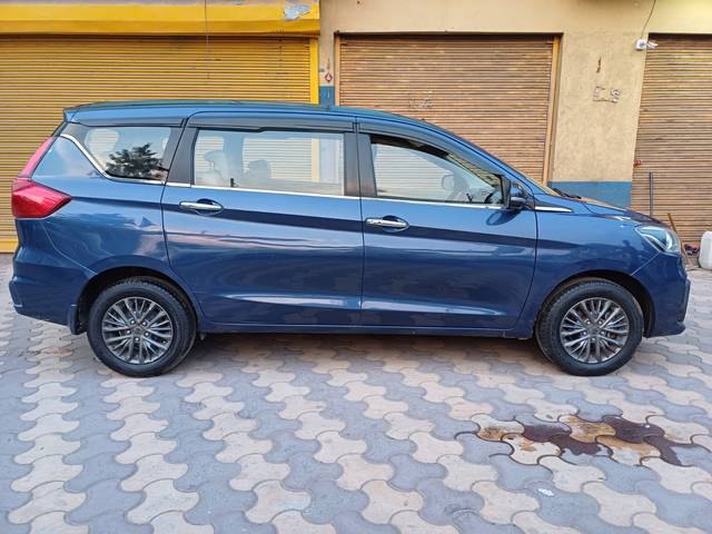 https://images10.gaadi.com/usedcar_image/4112800/original/822e20b6adee56def38a2973d5bd251a.jpeg?imwidth=6401