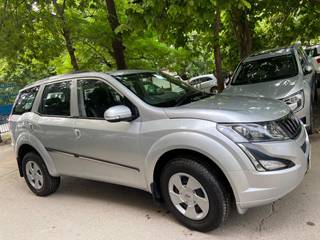 Mahindra XUV500 Mahindra XUV500 W4