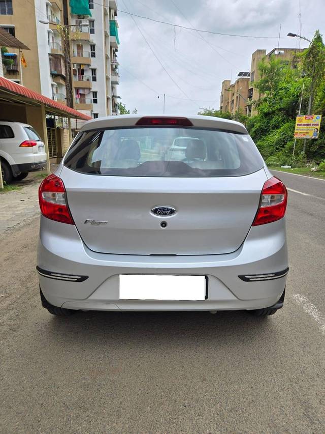 https://images10.gaadi.com/usedcar_image/4112931/original/processed_3be41c549ce39b8ab555f7ab76d6f18a.jpg?imwidth=6402