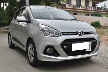 Hyundai Grand i10 Sportz CNG