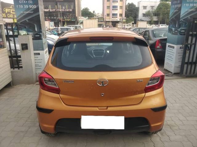 https://images10.gaadi.com/usedcar_image/4113001/original/processed_b489011b13a60cc59b13d1de8ae6a6ac.jpeg?imwidth=6401