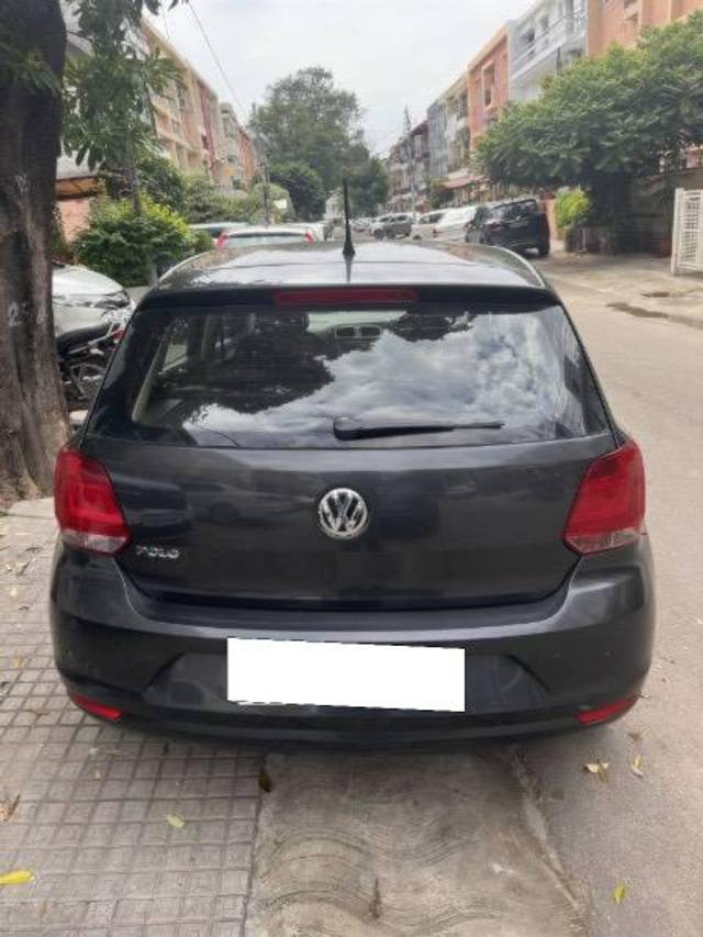 https://images10.gaadi.com/usedcar_image/4113338/original/processed_f277e227-903b-49ec-a42a-c4c973948149.jpg?imwidth=6402