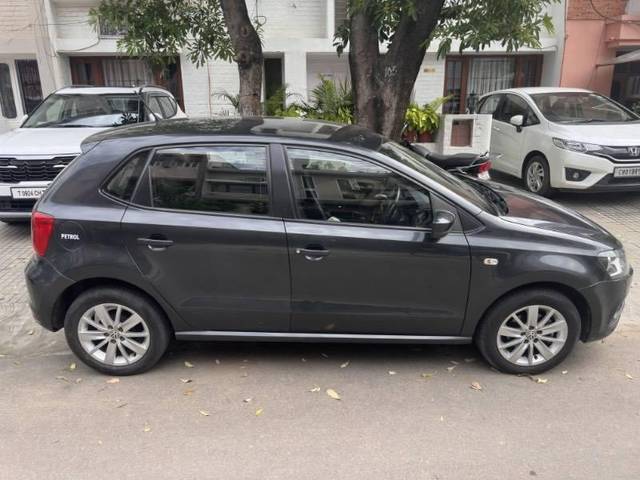 https://images10.gaadi.com/usedcar_image/4113367/original/processed_e737d803-7abf-496f-8eac-cb01423a93a4.jpg?imwidth=6401