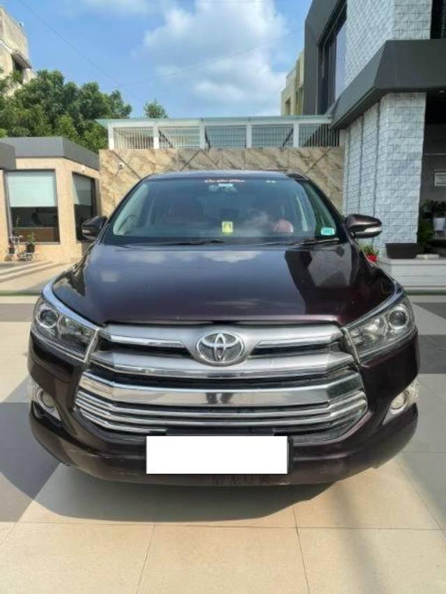 https://images10.gaadi.com/usedcar_image/4113485/original/processed_bb8ba91e-a229-4a95-8527-395db08569ee.jpeg?imwidth=6400