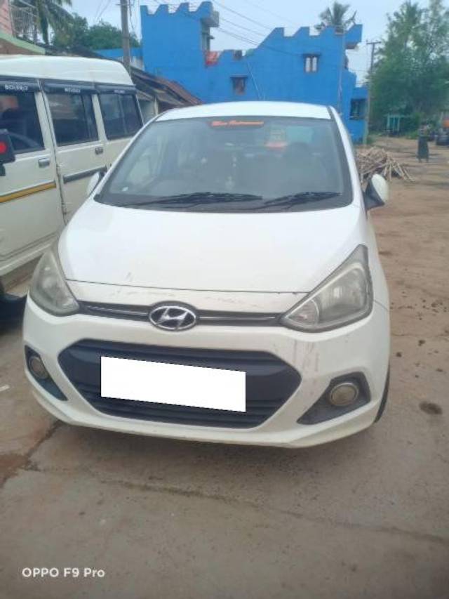 https://images10.gaadi.com/usedcar_image/4113709/original/processed_dcd15ef1-23c2-4632-b041-10d6e7c270c3.jpg?imwidth=6400