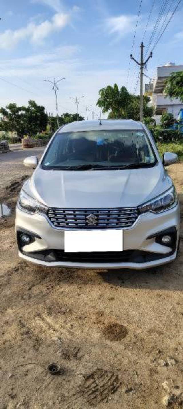 https://images10.gaadi.com/usedcar_image/4113724/original/processed_fbf765be-474f-4fd0-b38e-cec40e521d90.jpg?imwidth=6402