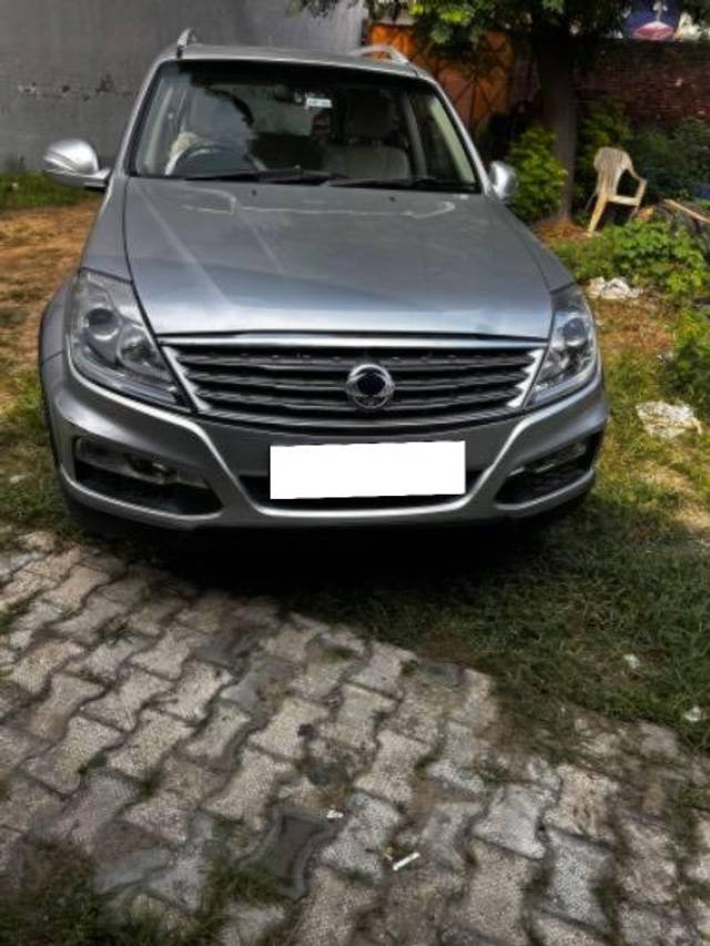 https://images10.gaadi.com/usedcar_image/4113755/original/processed_4f0302d4-b774-4fc3-aff6-ec617841024b.jpg?imwidth=6400