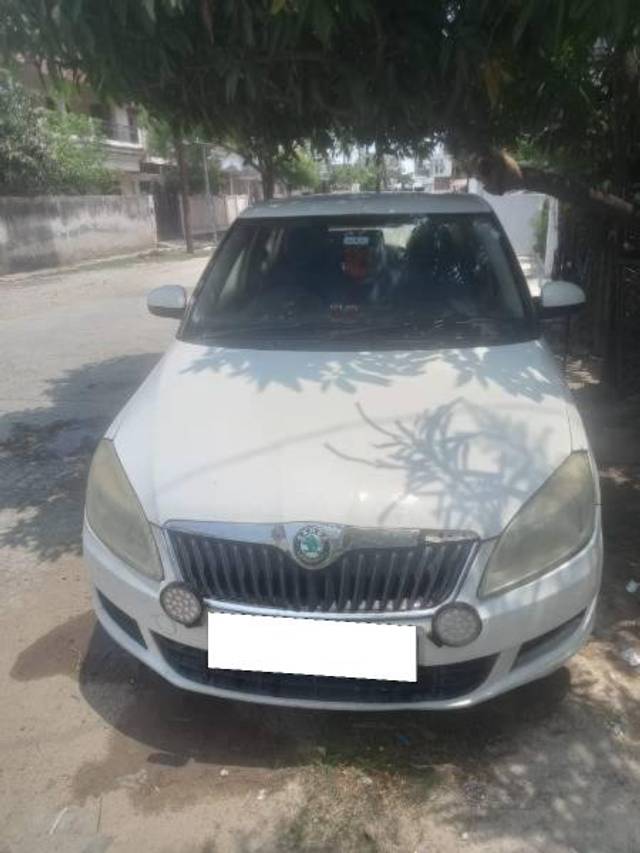 https://images10.gaadi.com/usedcar_image/4113852/original/processed_47370cce-4bf1-4089-bbd5-2c2b1ef89de5.jpg?imwidth=6400