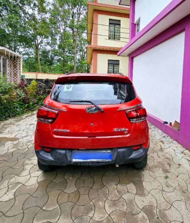 https://images10.gaadi.com/usedcar_image/4114032/original/processed_56826ec5-2818-4909-8a19-371097149f82.jpg?imwidth=6401