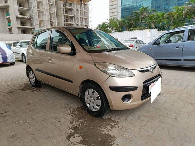 https://images10.gaadi.com/usedcar_image/4114211/original/processed_577fad28258c920400a459f7cee25d6d.jpeg?imwidth=6400