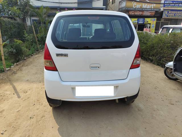 https://images10.gaadi.com/usedcar_image/4114429/original/processed_e246c5a049e0b5069f8f23075d9cc604.jpg?imwidth=6402