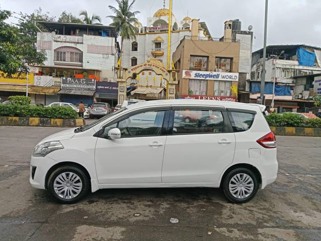 https://images10.gaadi.com/usedcar_image/4114474/original/processed_79184b8b0799a301c29f8bdc40fd91c8.jpg?imwidth=6402