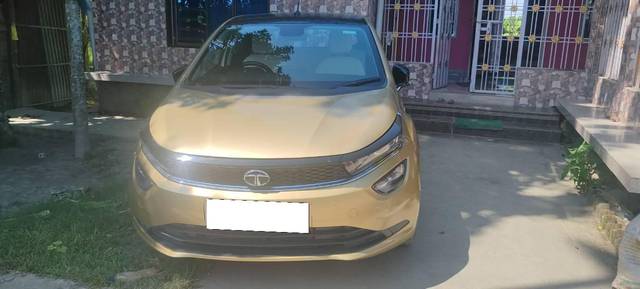 https://images10.gaadi.com/usedcar_image/4114487/original/processed_09af7cca-7a50-43ec-a4ba-481ff5b92146.jpg?imwidth=6400