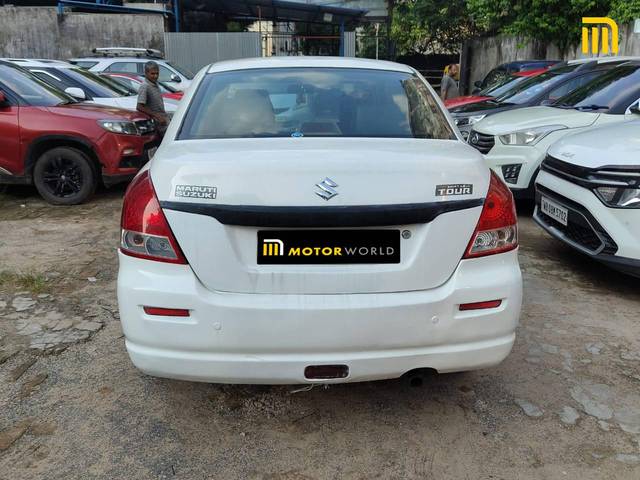 https://images10.gaadi.com/usedcar_image/4114525/original/processed_64a2e977da29df0c596b7ba840bad842.jpg?imwidth=6401