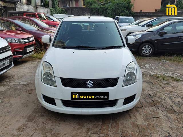 https://images10.gaadi.com/usedcar_image/4114525/original/processed_856752e432f98599456940aded716b64.jpg?imwidth=6402