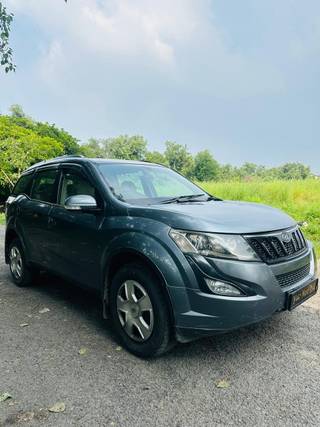 Mahindra XUV500 Mahindra XUV500 W6 2WD