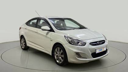 Hyundai Verna 1.6 SX VTVT