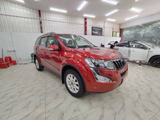 Mahindra XUV500 Mahindra XUV500 W10 2WD