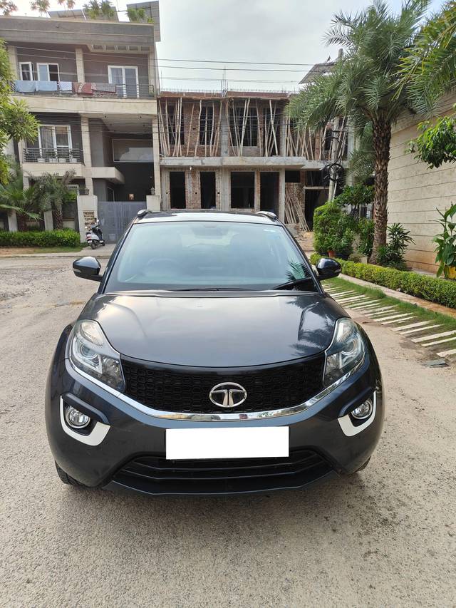 https://images10.gaadi.com/usedcar_image/4114878/original/processed_1532b8e87483ba4f9044c55eb8a1715f.jpg?imwidth=6400