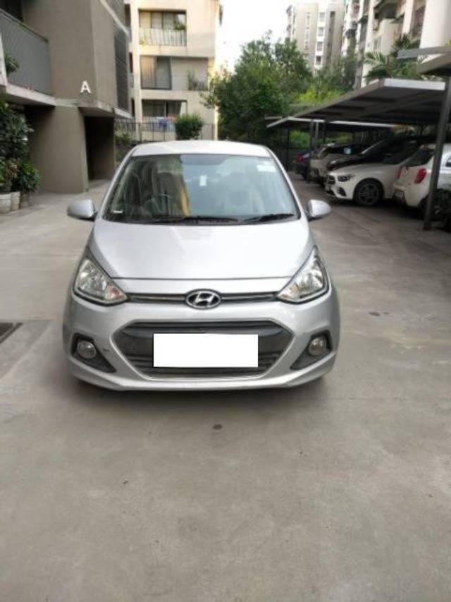 https://images10.gaadi.com/usedcar_image/4115157/original/processed_1b285600-15a2-4d60-bc84-03b65a88c29f.jpeg?imwidth=6400