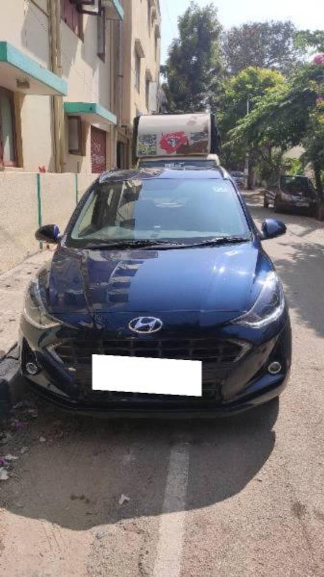 https://images10.gaadi.com/usedcar_image/4115298/original/processed_7a3882cb-bf7f-475f-a8d6-86eed82c696c.jpg?imwidth=6400