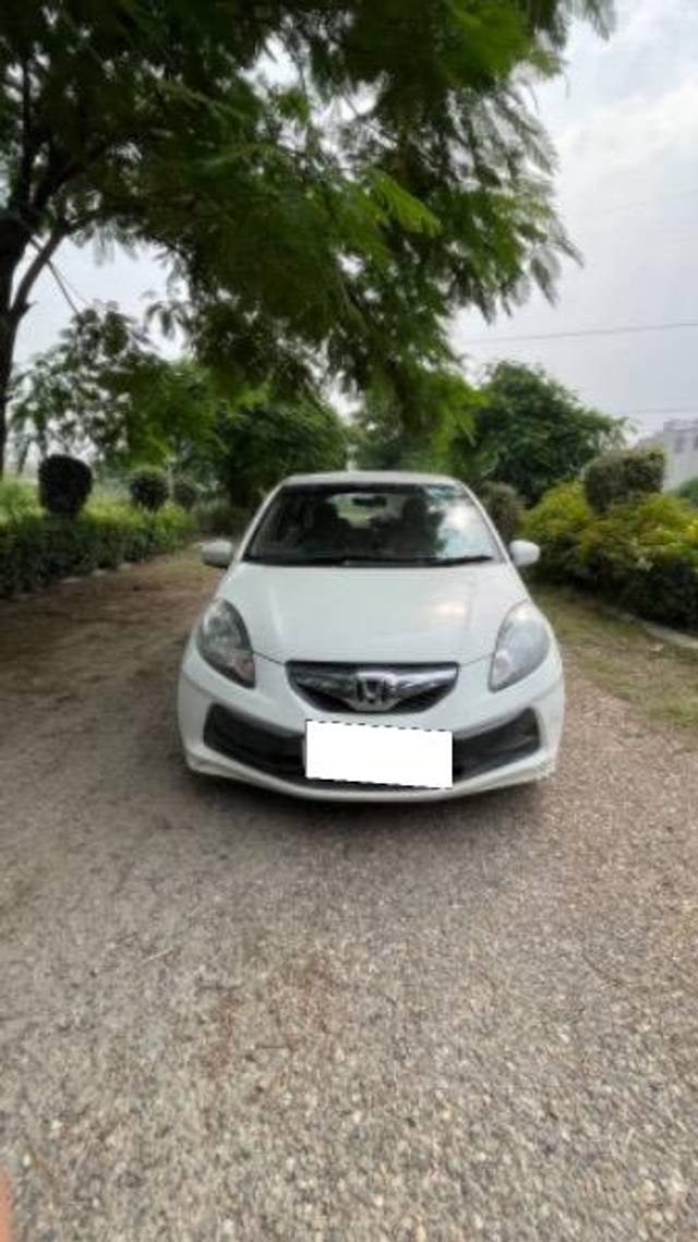 https://images10.gaadi.com/usedcar_image/4115408/original/processed_f267f791-94c5-41b1-bf66-93c28d544f38.jpg?imwidth=6400