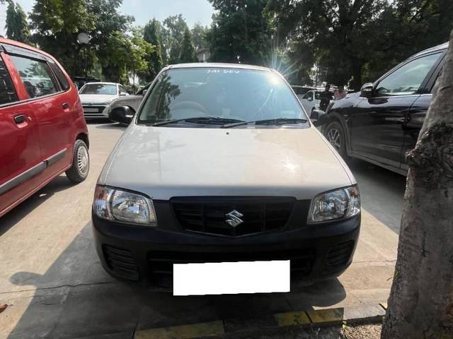 https://images10.gaadi.com/usedcar_image/4115433/original/processed_592713d2-0ecb-4a8c-af52-6f8f1d597475.jpg?imwidth=6400