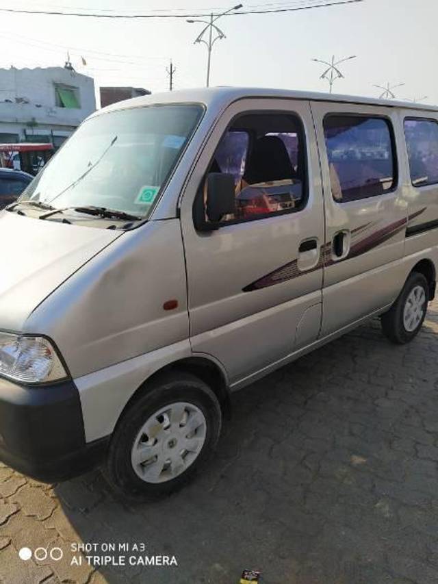 https://images10.gaadi.com/usedcar_image/4115473/original/processed_67051fa6-0513-4b08-86d9-295408d0ceab.jpg?imwidth=6400