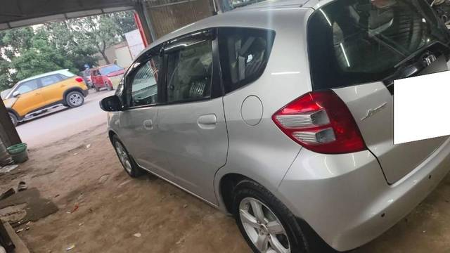 https://images10.gaadi.com/usedcar_image/4115519/original/processed_dfb86dd0-a7c1-4ac8-a32d-1d7ca014e375.jpeg?imwidth=6400