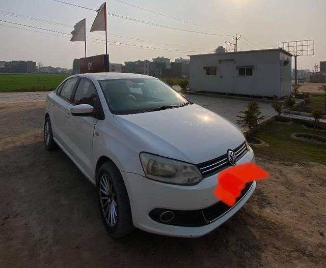 https://images10.gaadi.com/usedcar_image/4115539/original/processed_43c84408-89ec-4051-a119-70d003710c12.jpeg?imwidth=6400