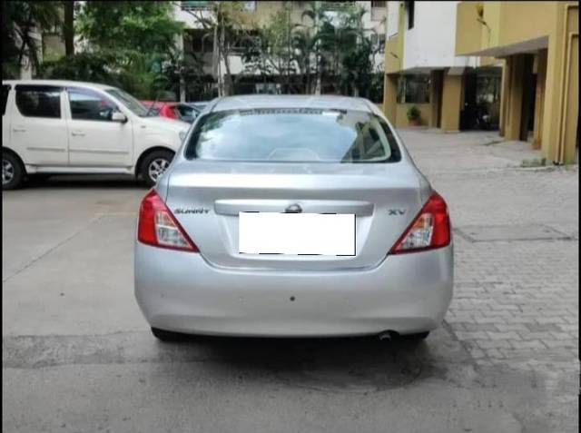 https://images10.gaadi.com/usedcar_image/4115718/original/processed_80424326-9d7e-4566-aa14-23514734555c.jpg?imwidth=6402