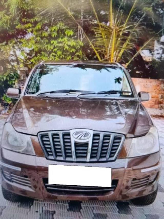 https://images10.gaadi.com/usedcar_image/4115844/original/processed_5de7d1d6-b009-4332-abd5-626606fa36ee.jpg?imwidth=6401