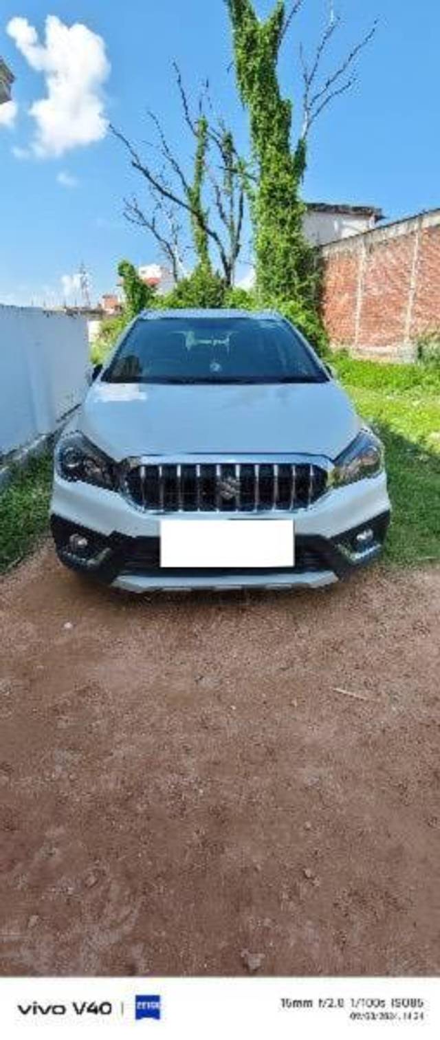 https://images10.gaadi.com/usedcar_image/4116037/original/processed_e655e94f-3de2-41cd-b212-3f2fd7925fbb.jpeg?imwidth=6400