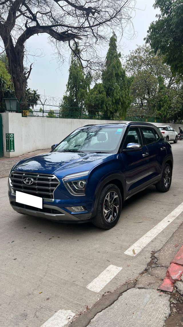 https://images10.gaadi.com/usedcar_image/4116065/original/processed_d226a6394209f66ecc26599b97c0e432.jpg?imwidth=6402