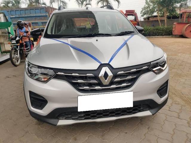 https://images10.gaadi.com/usedcar_image/4116113/original/processed_0427a42d-ec90-4a44-9c54-e4c15ff138db.jpg?imwidth=6401