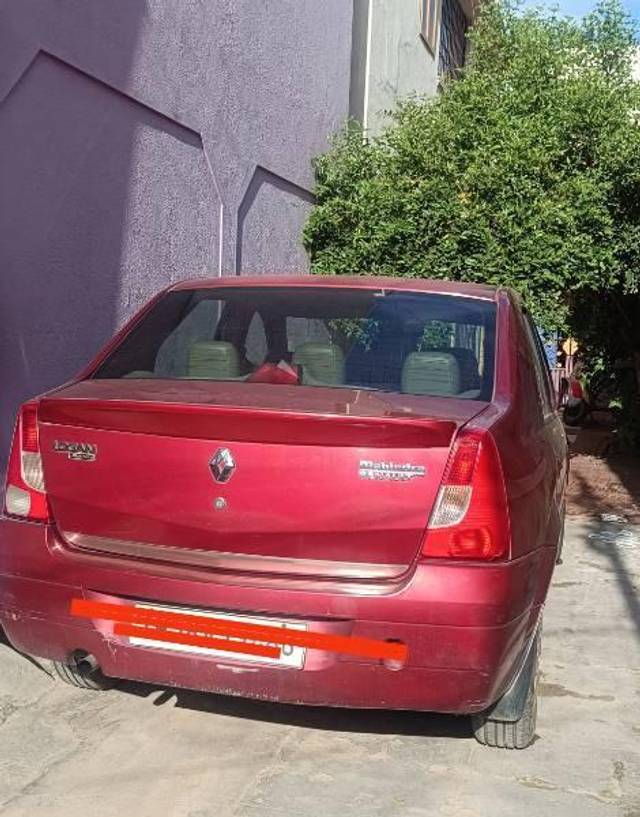 https://images10.gaadi.com/usedcar_image/4116132/original/processed_c221e817-6bce-4b1d-b69d-d801e5046ff7.jpg?imwidth=6401