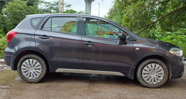 https://images10.gaadi.com/usedcar_image/4116535/original/209a43436c8165c4b63e4ff1612f41d8.jpg?imwidth=6401