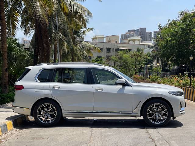 https://images10.gaadi.com/usedcar_image/4117005/original/f8bfdf9932dee563225ed14dd495925c.jpg?imwidth=6401