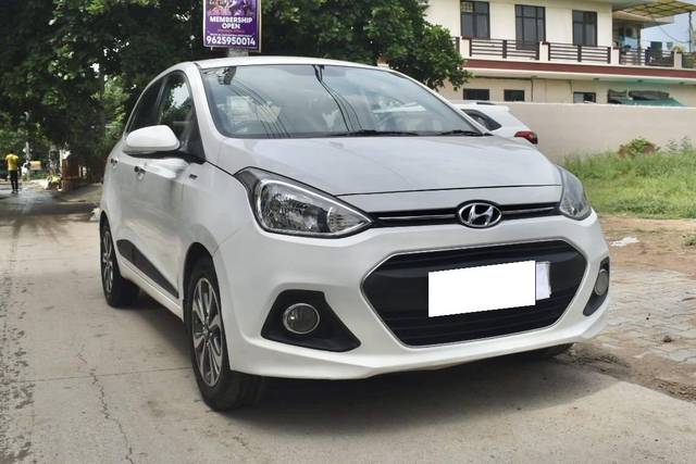 https://images10.gaadi.com/usedcar_image/4117062/original/processed_7267412d3da86421eb9921c257126687.jpg?imwidth=6400