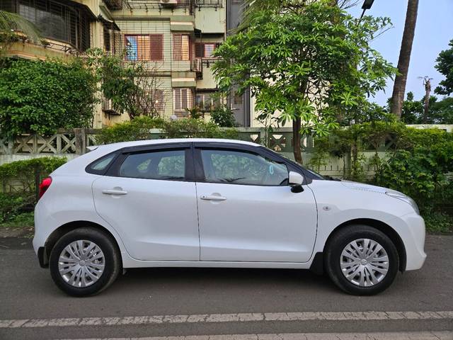 https://images10.gaadi.com/usedcar_image/4117079/original/e03c7effe595b91dd90c3861c2294a19.jpg?imwidth=6401